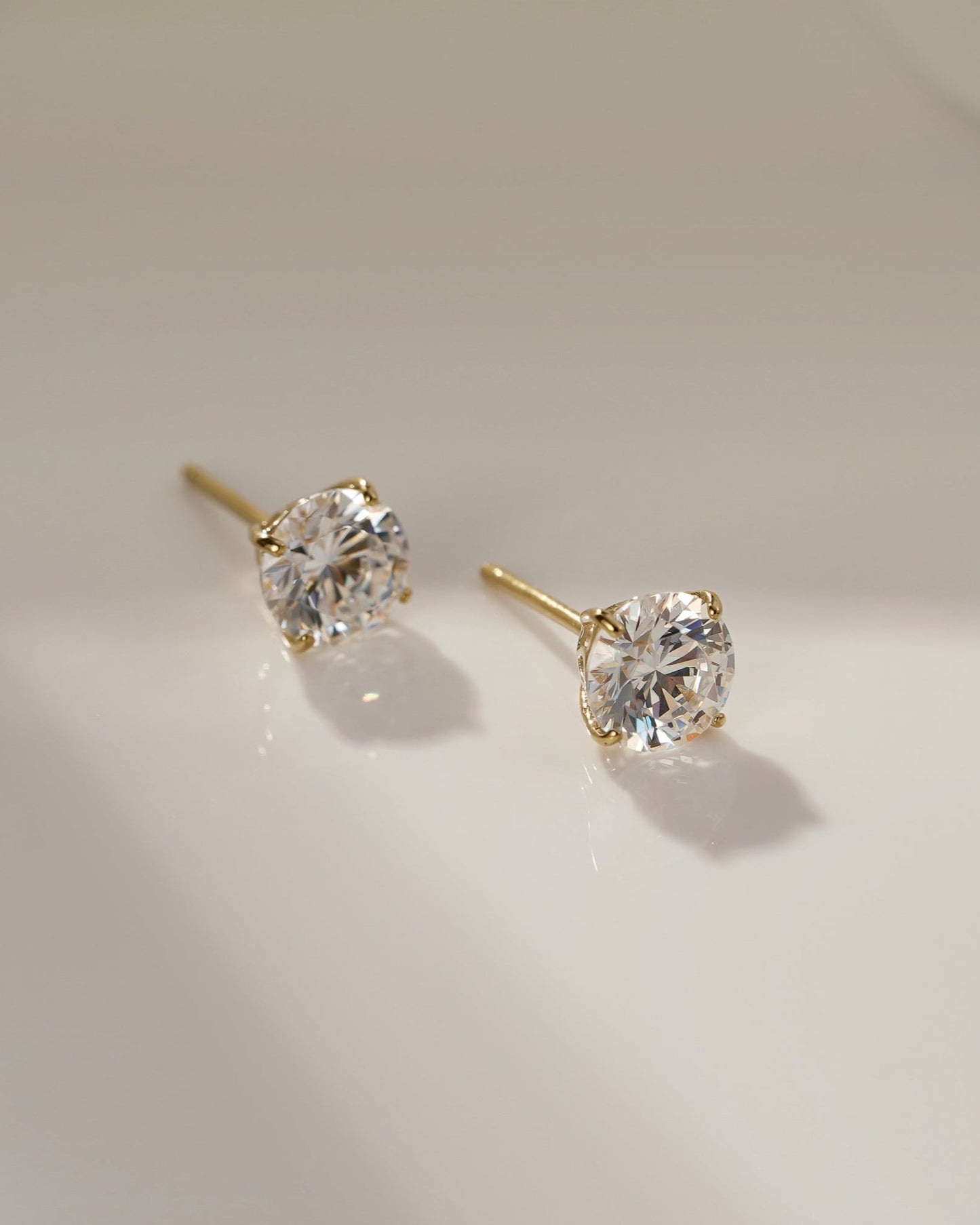 Diamonbliss Lab-Grown Diamond 0.5 cttw Round Solitaire Earrings